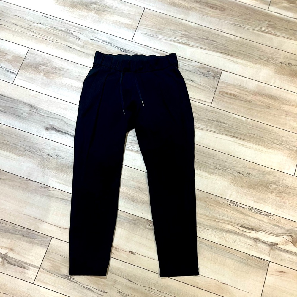 On the fly Lululemon pants